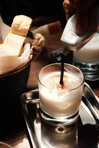 34258857_1816667415020903_5356351330858303488_n