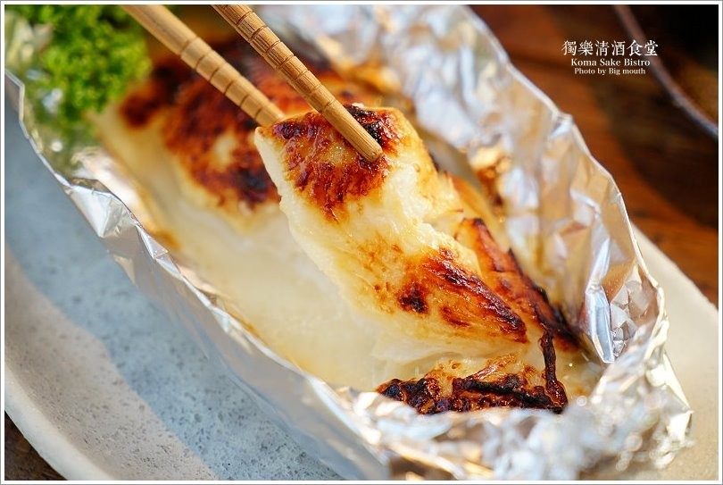 【台北美食】獨樂清酒食堂‧台北車站旁下班後小聚的秘密基地!國際唎酒師現場介紹，清酒為主題的日式居酒屋! - 大口老師的走跳學堂!