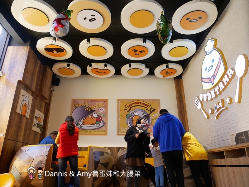 《台中主題餐廳推薦》蛋黃哥五星主廚餐廳台中旗艦店。期間限定聖誕大餐超好吃,環境好好拍還有兩層樓高旋轉溜滑梯可以玩︱親子友善餐廳聚餐首選（影片）