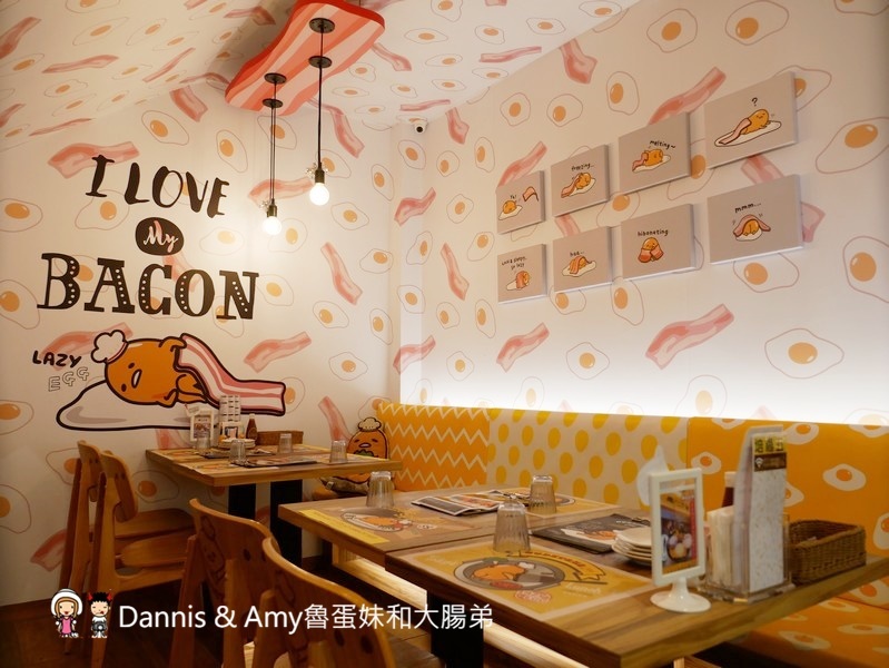 《台中主題餐廳推薦》蛋黃哥五星主廚餐廳台中旗艦店。期間限定聖誕大餐超好吃,環境好好拍還有兩層樓高旋轉溜滑梯可以玩︱親子友善餐廳聚餐首選（影片）