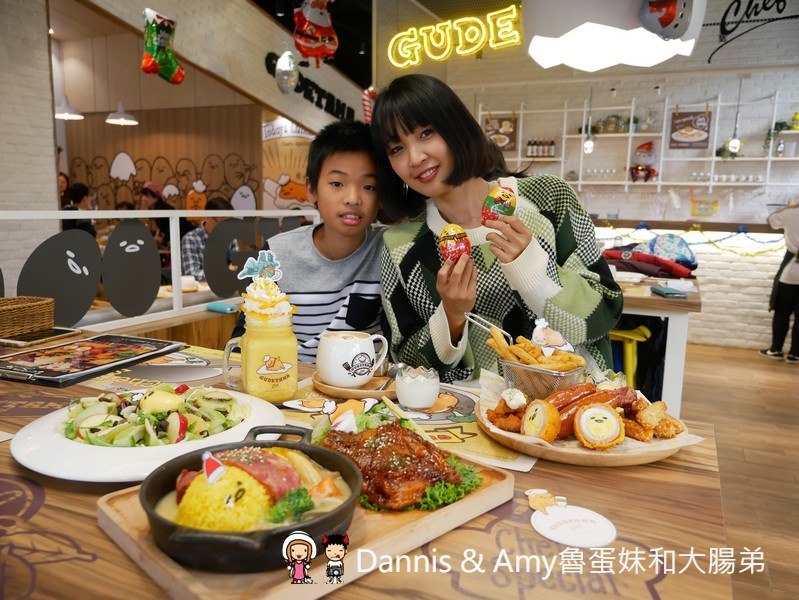 《台中主題餐廳推薦》蛋黃哥五星主廚餐廳台中旗艦店。期間限定聖誕大餐超好吃,環境好好拍還有兩層樓高旋轉溜滑梯可以玩︱親子友善餐廳聚餐首選（影片）