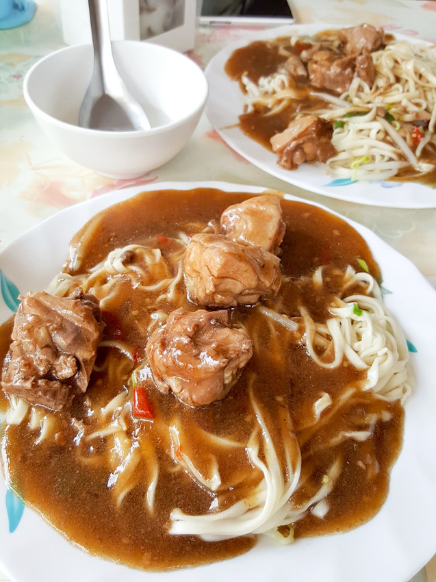 37805077_2047382388605730_7014303557172068352_n