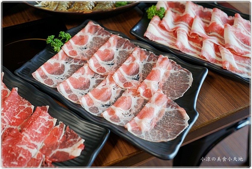 隱藏在台中海線的奢華鬥鬥龍海鮮龍蝦鍋,限量推出!龍蝦山該從那一隻下手啊? - 小凉的美食小天地