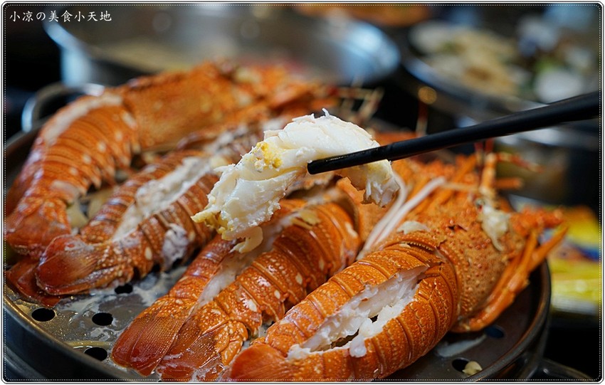 隱藏在台中海線的奢華鬥鬥龍海鮮龍蝦鍋,限量推出!龍蝦山該從那一隻下手啊? - 小凉的美食小天地