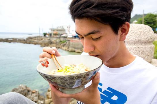 【恆春美食推薦】邢李鄉 - 一起在海邊，吃碗麵 | 台灣就醬玩