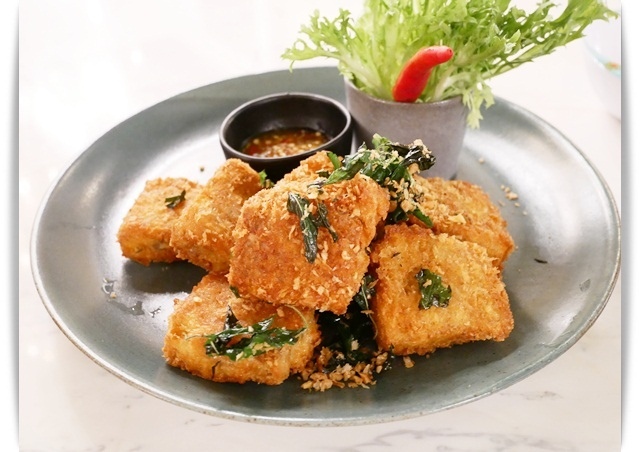 森林系「BoboRose Coffee」在花園裡享用泰式料理 ❤