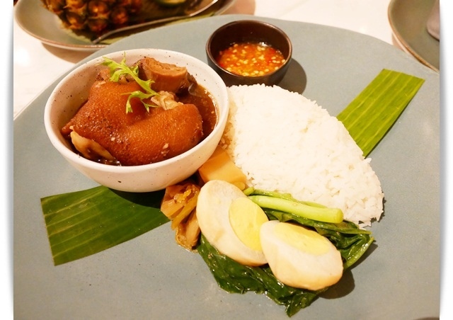 森林系「BoboRose Coffee」在花園裡享用泰式料理 ❤