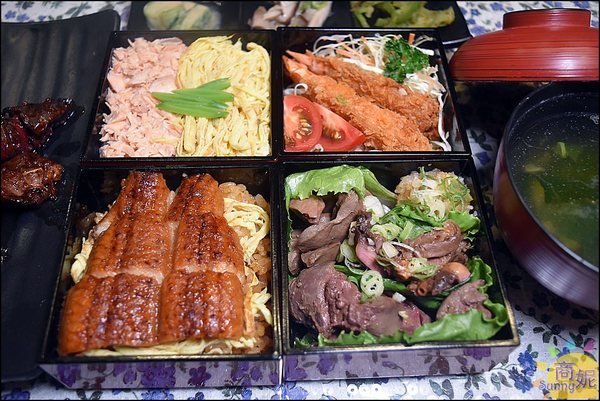御三家(西屯寧夏店):台中文青風日式餐盒《小心肝便當》一組四層雙人同享只要280!