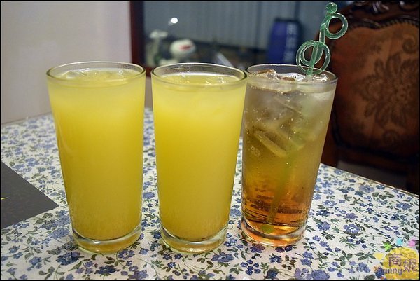 御三家(西屯寧夏店):台中文青風日式餐盒《小心肝便當》一組四層雙人同享只要280!