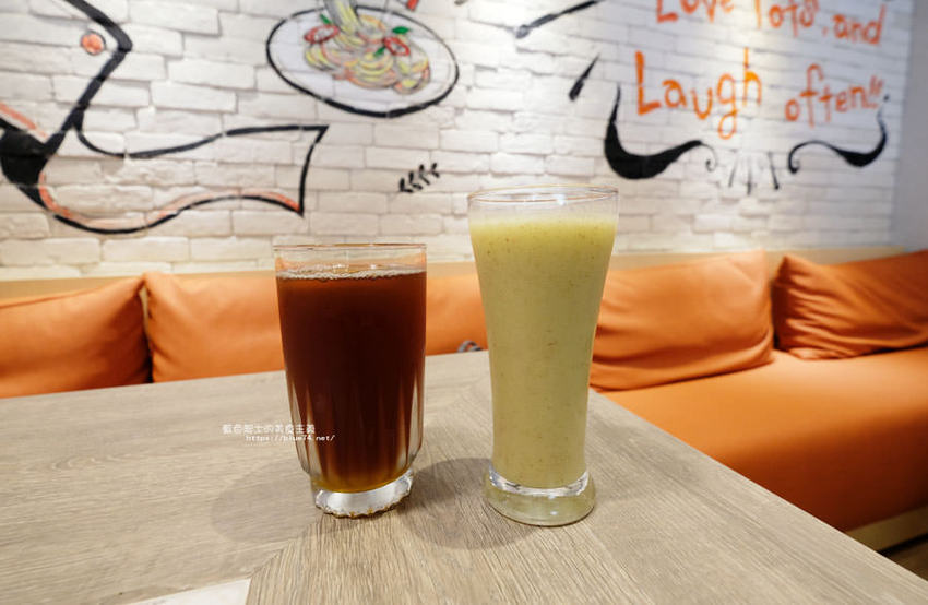 台中北屯│布佬廚房台中新都店-台北人氣西式創意蔬食展店台中大坑 - 藍色起士的美食主義