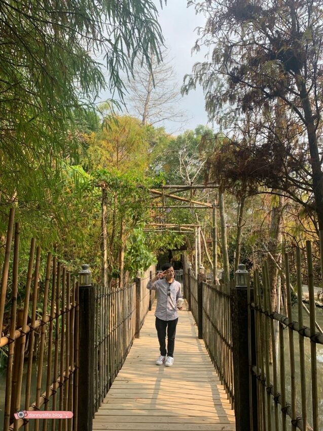 阿信巧克力農場 │屏東景點•寵物友善•喝可可茶餵梅花鹿 - 丹尼的吃喝玩樂