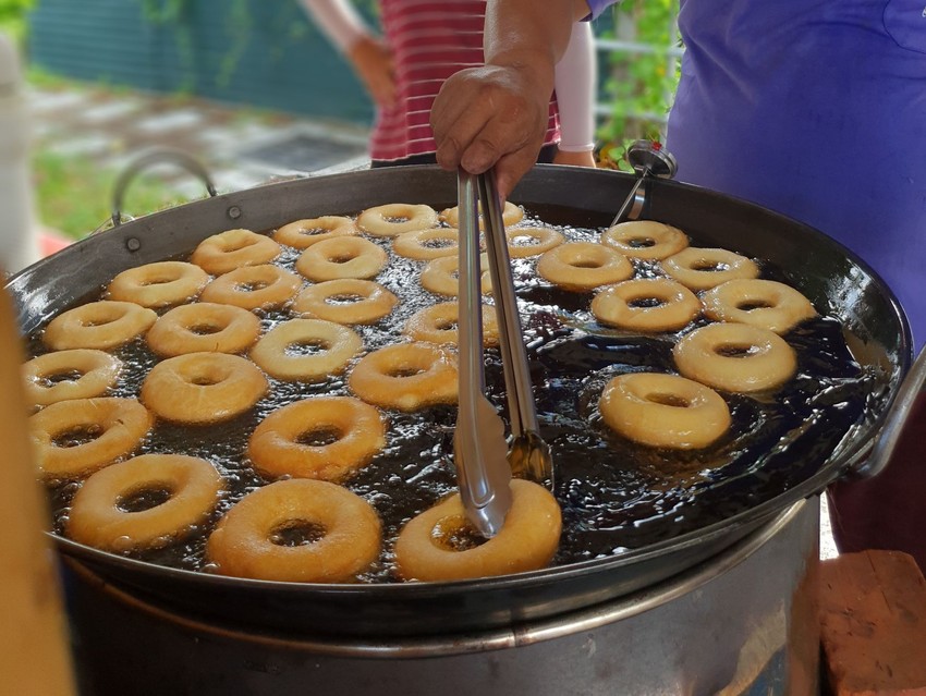 高雄美食。原來是霧台神山小米甜甜圈 x 像麻糬一樣Q軟好吃