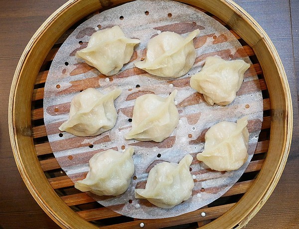 皇宸饌小籠湯包(向上店):皇宸饌小籠湯包-台中西區小吃 主打湯包蒸餃 銅板價格輕鬆享用 誰要來挑戰幸福全餐 絕對飽到走不動