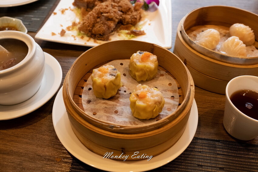 【台中西屯】富彩軒-私房粵菜｜連續3年入選米其林餐盤，精緻功夫菜港點。婚宴尾牙合菜推薦 - 貪吃猴的幻想