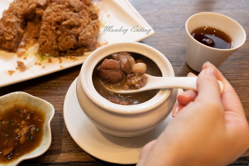 【台中西屯】富彩軒-私房粵菜｜連續3年入選米其林餐盤，精緻功夫菜港點。婚宴尾牙合菜推薦 - 貪吃猴的幻想