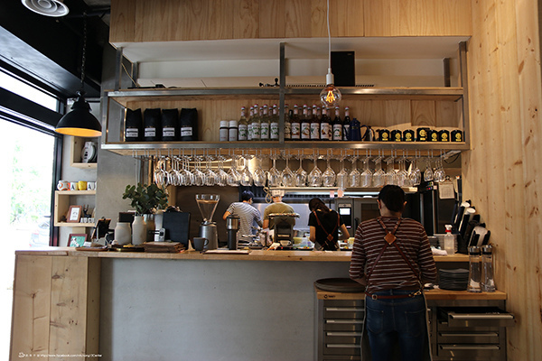 August_04.JPG August_04.JPG