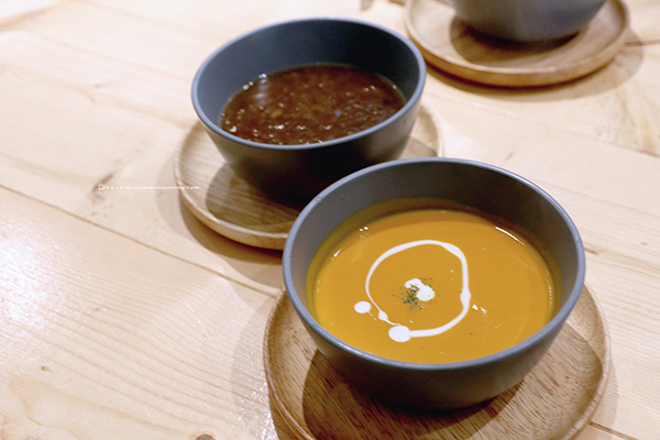 August_31.jpg August_31.jpg