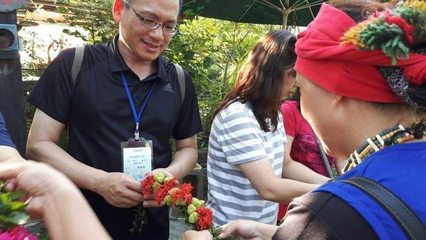 38632910_306752156735966_7827849141324611584_n 38632910_306752156735966_7827849141324611584_n