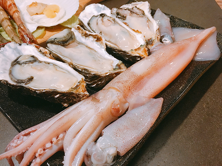 戰醬燒肉,吃到飽,公館吃到飽,龍蝦吃到飽,生蠔吃到飽,和牛吃到飽,碳火燒肉,無煙燒肉,公館美食,臺灣大學,台大美食,水源市場,天使紅蝦,藍鑽蝦