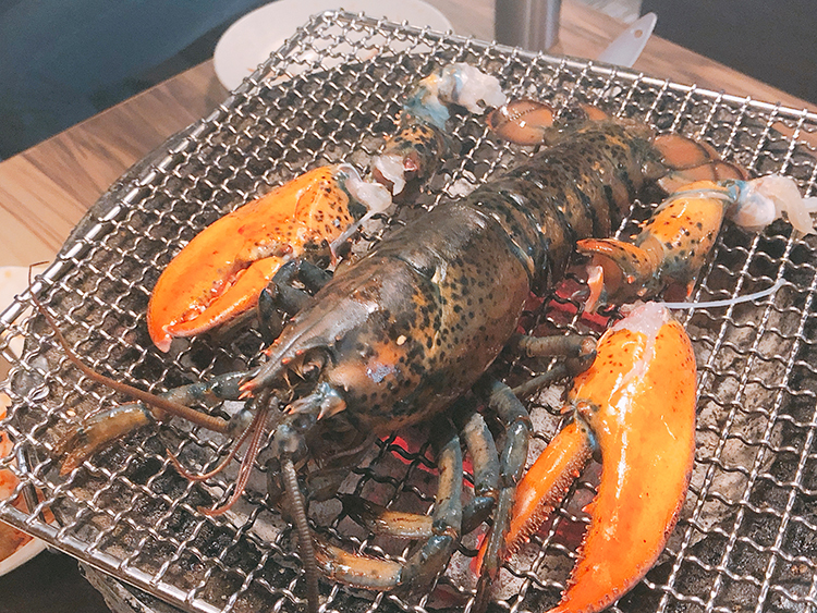 戰醬燒肉,吃到飽,公館吃到飽,龍蝦吃到飽,生蠔吃到飽,和牛吃到飽,碳火燒肉,無煙燒肉,公館美食,臺灣大學,台大美食,水源市場,天使紅蝦,藍鑽蝦