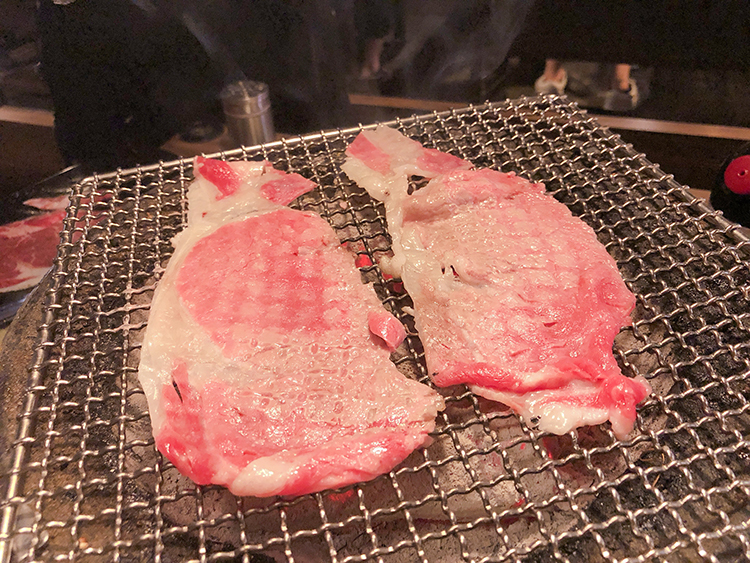 戰醬燒肉,吃到飽,公館吃到飽,龍蝦吃到飽,生蠔吃到飽,和牛吃到飽,碳火燒肉,無煙燒肉,公館美食,臺灣大學,台大美食,水源市場,天使紅蝦,藍鑽蝦