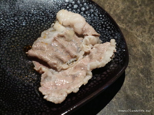 花吧 Flower8:台中美食│花吧 flower8〃超美香草火鍋,將食用花倒入鍋中,繽紛創意,顛覆你的想像~