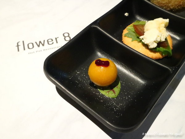 花吧 Flower8:台中美食│花吧 flower8〃超美香草火鍋,將食用花倒入鍋中,繽紛創意,顛覆你的想像~