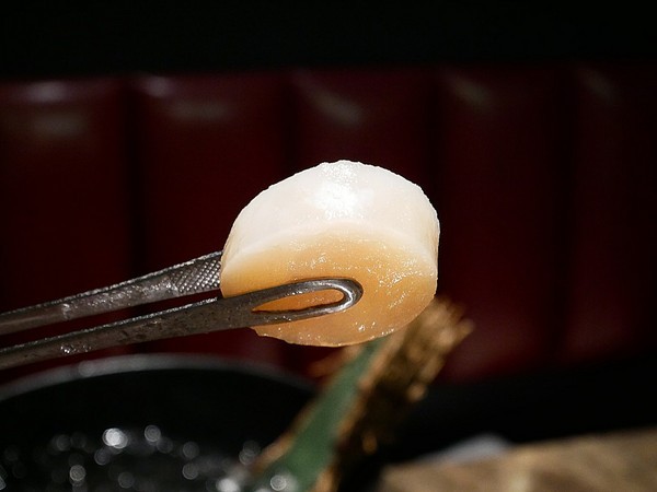 花吧Flower8：花吧 Flower8-台中西屯區特色鍋物  花草入鍋同時滿足視覺和味覺  套餐式火鍋吃飽又吃巧  還有調酒可以搭配超新奇