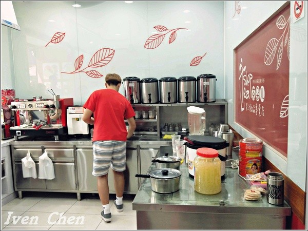 茶朵儿果汁飲品專賣店(富崗旗艦店)：《桃園飲料果汁推薦》吃冰也要健康美味/滿溢的清涼/冰糖甜湯/新鮮水果現作/天然食材/CP質最高境界的冰品店-『茶朵ㄦ果汁飲品專賣店』