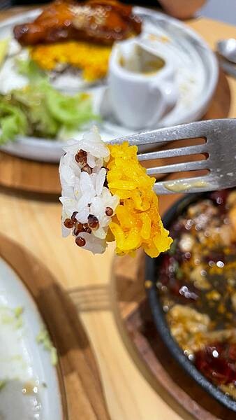 品味全天早午餐，享受愜意時光，就在桃園藝文特區成真咖啡！