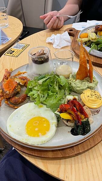 品味全天早午餐，享受愜意時光，就在桃園藝文特區成真咖啡！