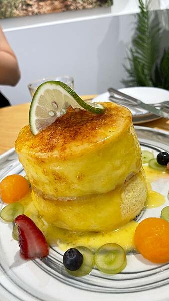 品味全天早午餐，享受愜意時光，就在桃園藝文特區成真咖啡！