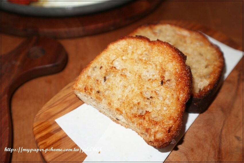 桃園市桃園區【成真咖啡Come True Coffee】桃園藝文町店~2025新品上市 日式老屋超有氛圍 不限時享受悠閒午後時光