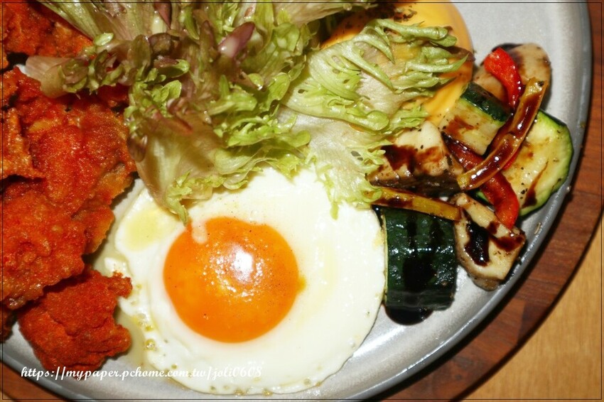 桃園市桃園區【成真咖啡Come True Coffee】桃園藝文町店~2025新品上市 日式老屋超有氛圍 不限時享受悠閒午後時光