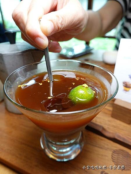 桔霧山嵐創意咖啡-成真咖啡桃園藝文町店 (1).jpg