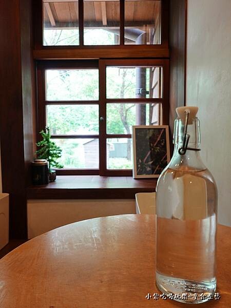 成真咖啡桃園藝文町店-內用環境 (3).jpg