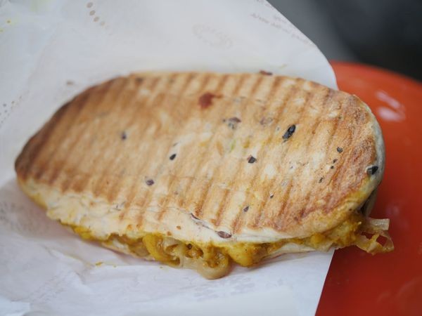 (已歇業)台中。美食:素食版五星主廚快餐車來囉!!甲菜蔬食,料多味美的古巴三明治,一吃就上癮,每日限量完售就沒囉~