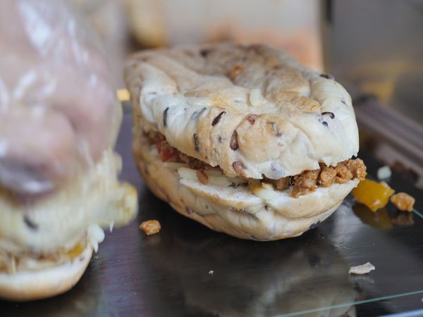 (已歇業)台中。美食:素食版五星主廚快餐車來囉!!甲菜蔬食,料多味美的古巴三明治,一吃就上癮,每日限量完售就沒囉~