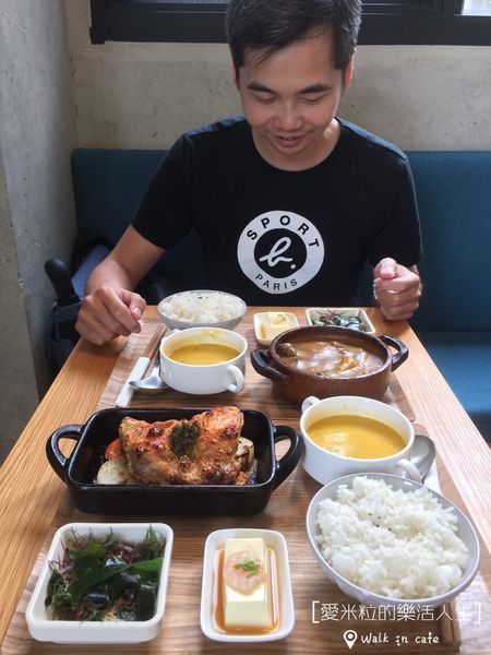 Walk in cafe_190520_0022.jpg