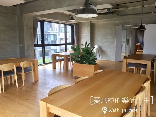 Walk in cafe_190520_0012.jpg