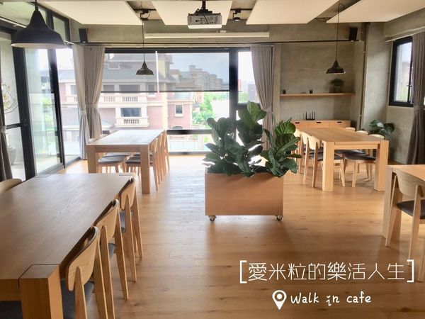 Walk in cafe_190520_0013.jpg