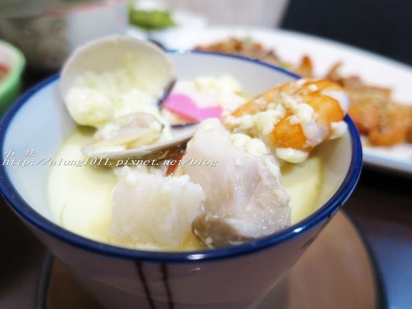 和田壽司((六和創始店))：和田壽司 / 高雄六合店 / 定食價格親民 / 焦糖炙燒握壽司很有特色 / 愛評體驗券