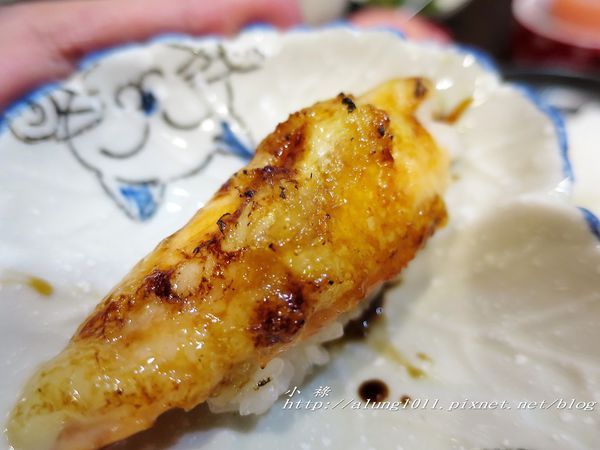 和田壽司((六和創始店))：和田壽司 / 高雄六合店 / 定食價格親民 / 焦糖炙燒握壽司很有特色 / 愛評體驗券