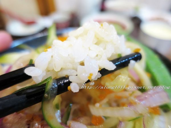 和田壽司((六和創始店))：和田壽司 / 高雄六合店 / 定食價格親民 / 焦糖炙燒握壽司很有特色 / 愛評體驗券