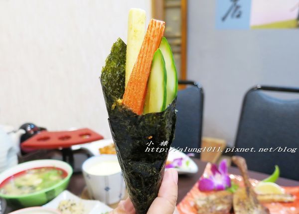 和田壽司((六和創始店))：和田壽司 / 高雄六合店 / 定食價格親民 / 焦糖炙燒握壽司很有特色 / 愛評體驗券