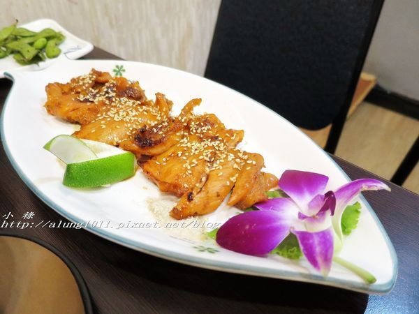 和田壽司((六和創始店))：和田壽司 / 高雄六合店 / 定食價格親民 / 焦糖炙燒握壽司很有特色 / 愛評體驗券