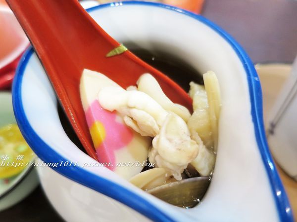 和田壽司((六和創始店))：和田壽司 / 高雄六合店 / 定食價格親民 / 焦糖炙燒握壽司很有特色 / 愛評體驗券