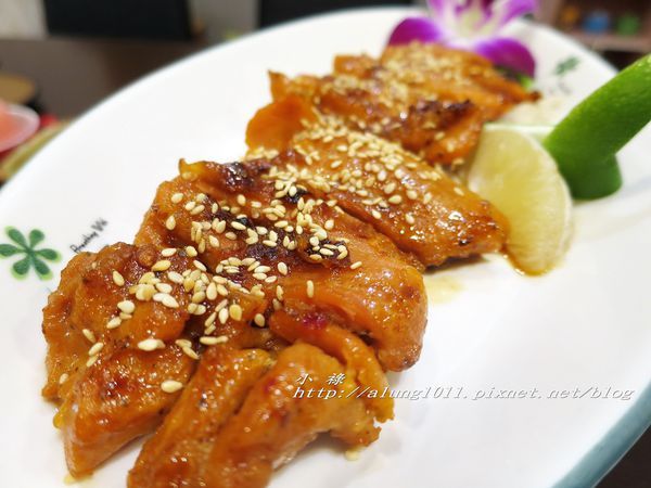 和田壽司((六和創始店))：和田壽司 / 高雄六合店 / 定食價格親民 / 焦糖炙燒握壽司很有特色 / 愛評體驗券