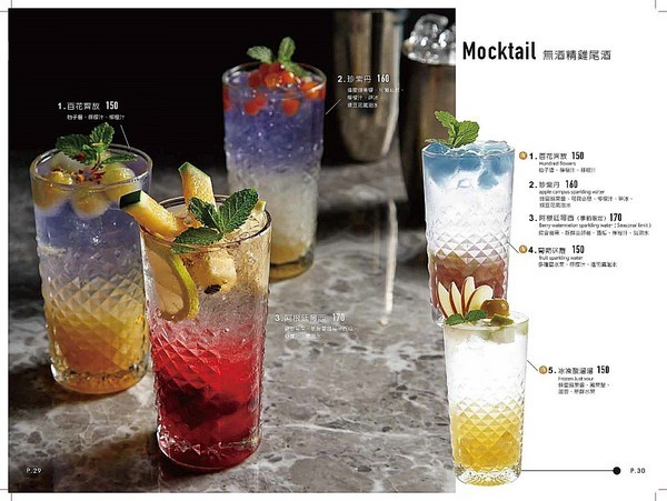 TinHouse樂庭地中海料理餐廳：TinHouse樂庭-台中逢甲網美級貨櫃屋餐館  店內店外充滿設計  餐點豐富兼具美感  多人套餐適合家人好友共享