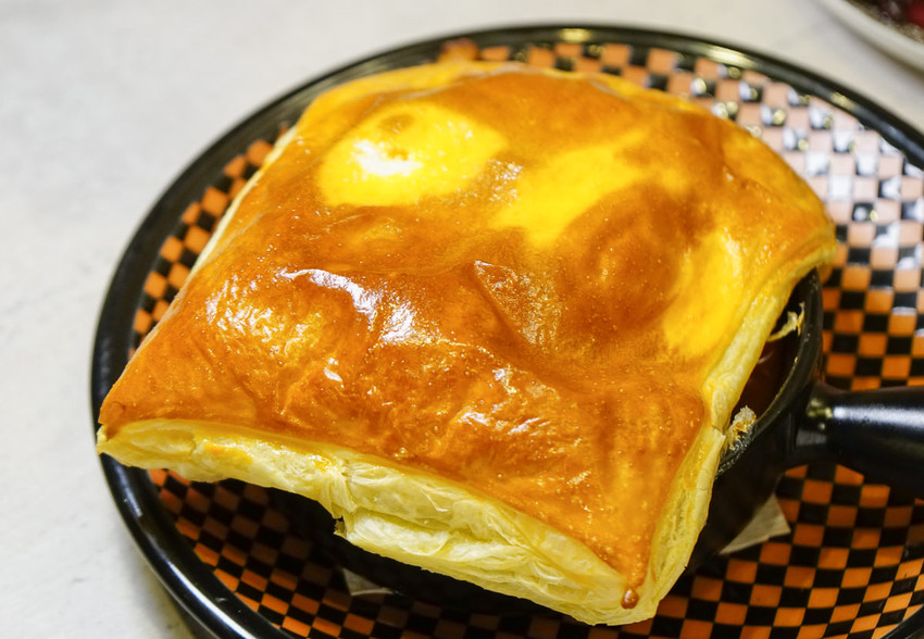 [高雄仁武美食]晚一點餐酒館-超人氣話題餐酒館!小酌約會聚餐好去處 - 美食好芃友